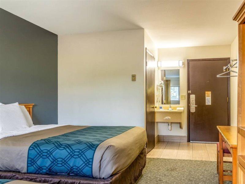 Rodeway Inn Bozeman Esterno foto